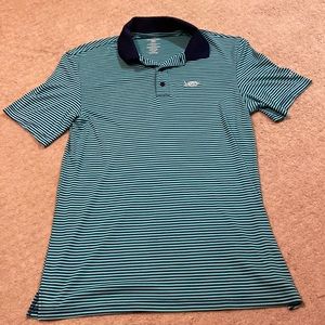 Barely worn AFTCO collared shirt! Size small